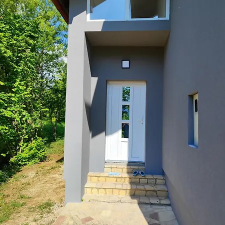 Lohovo Apartament Bihać